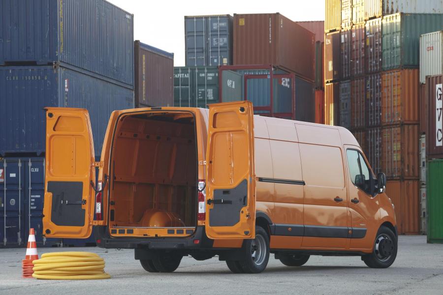  Renault Master L2H2 Van 2010 года  (фото 20 из 41)